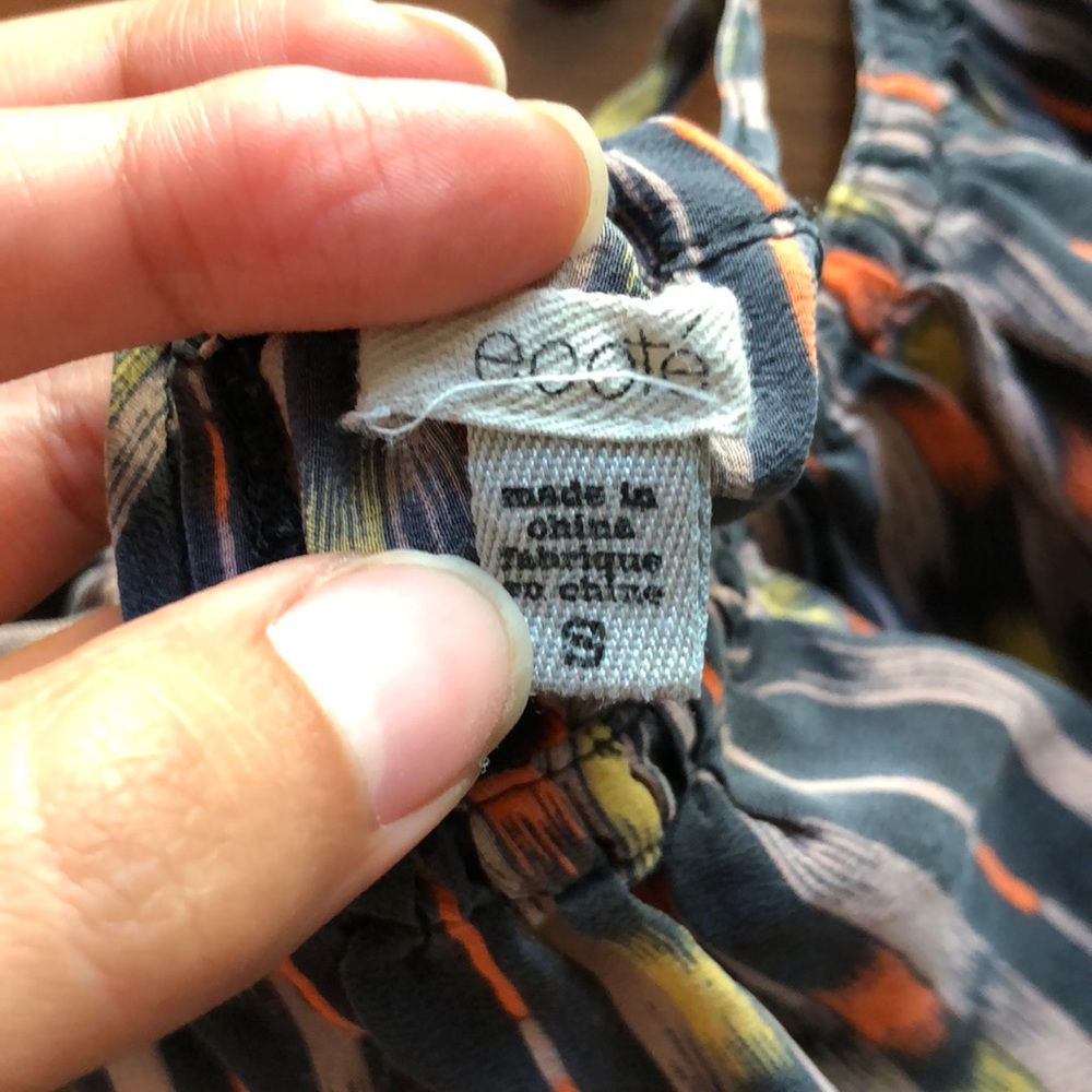🌟 UO Ecote silk top - Picture 2 of 6